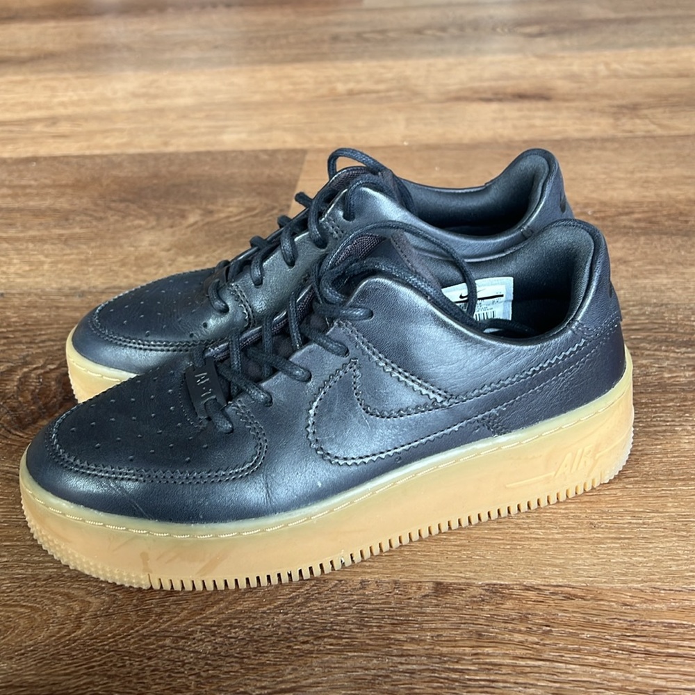 Nike Air Force 1 Sage Low LX